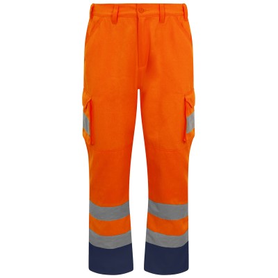 Pantaloni cargo