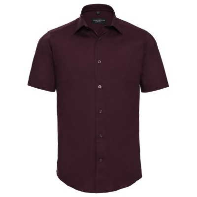 Camicia aderente a maniche corte e facile da lavare