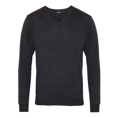 Maglione lavorato a maglia con scollo a V Maglione lavorato a maglia con scollo a V